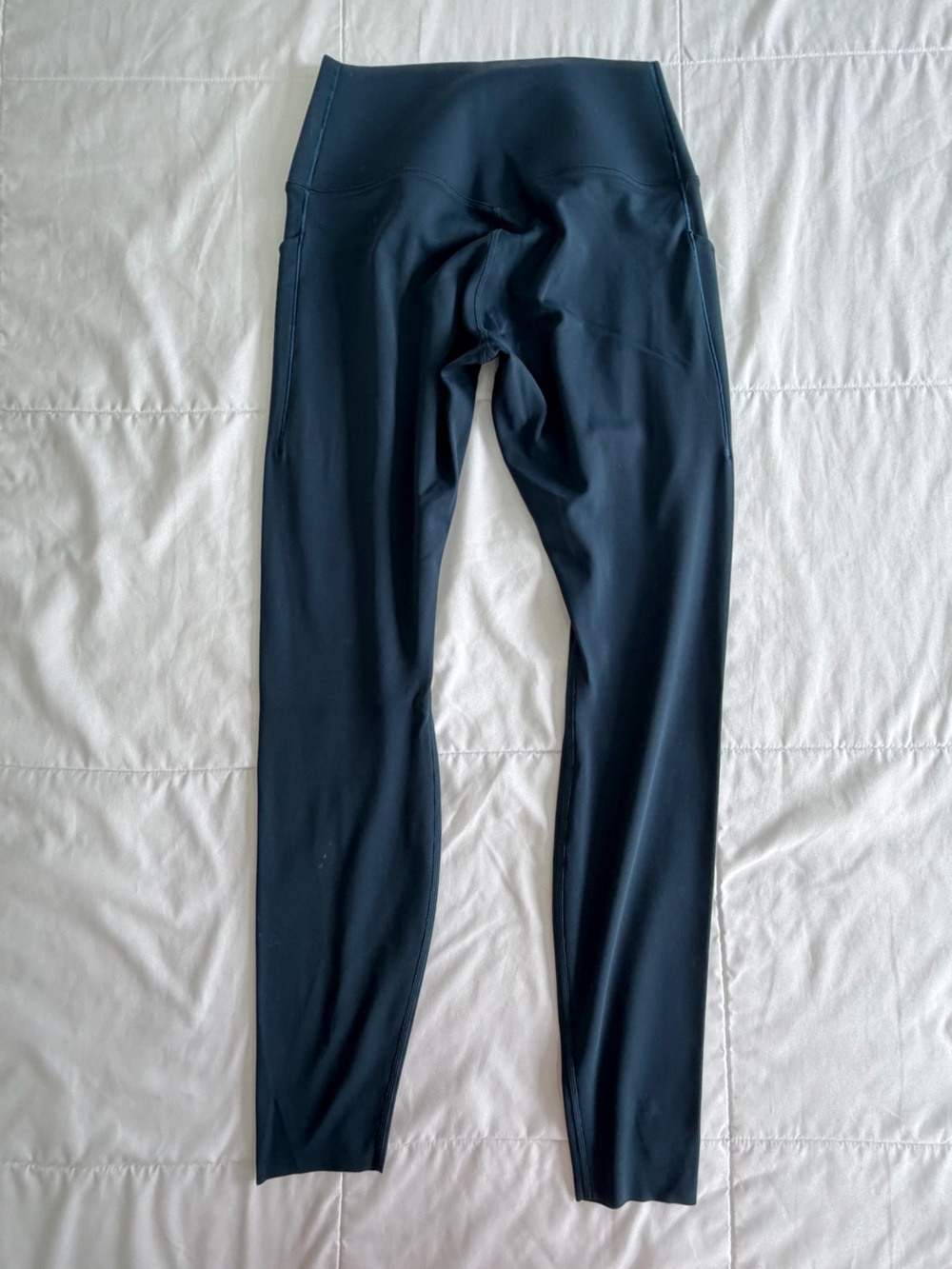 Nike Dri-Fit Universa High waisted 7/8Leggings, Women’s Size Medium, Like New - Picture 4 of 9